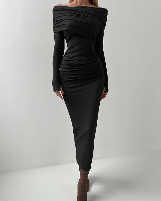 Жіноча силуетна сукня трансформер з відкритими плечами трикотаж Одеса - фото 3