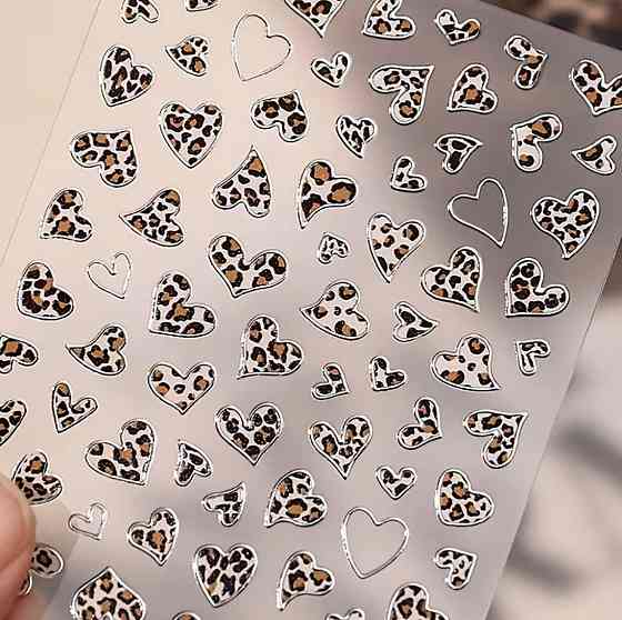 Наклейки для ногтей леопардовые сердца 3D, золотой декор маникюра, animal print nail art Киев