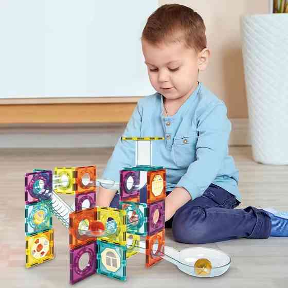 Конструктор магнитный лабиринт на 56 деталей разноцветный Каменец-Подольский