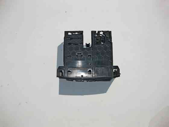 Mercedes-Benz  A1648100130 Механізм передньої попільнички центральної консолі ML W164 GL X164 Одесса