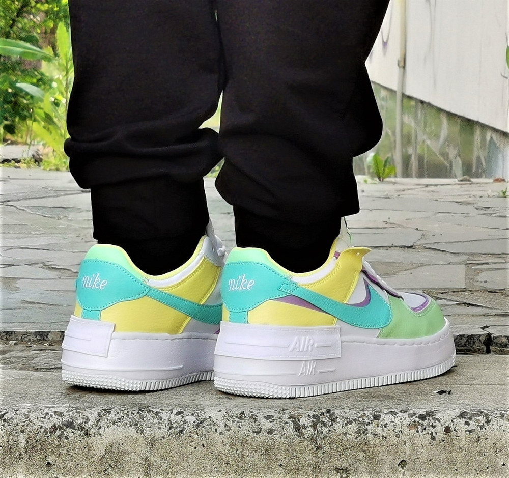 Кросівки Nike Force Білі Жіночі Квітн Шкіряні Найк Форси Shadow Різнобарвні (розміри: 36,37,38,39,40) Відео Огляд — 2 Дніпро - фото 6