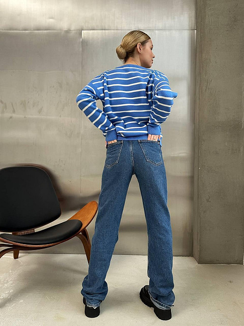 Жіночий базовий смугастий светр оверсайз шерсть 70% акрил 30% Синій Одеса - фото 4