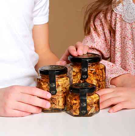 Грецкий орех с медом 240 граммов Одесса