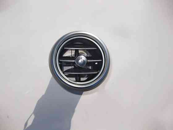 Mercedes-Benz  A2058300301 Вентиляційний дефлектор приладів - торпеди центральний C-Class W205 GLC X253 Coupe C253 Одеса