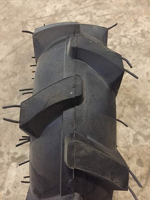 Шина 4,00 -7 TT (мотоблоклок, Трактоа + камера) Мукачево - фото 1