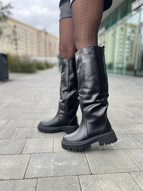 Високі чоботи жіночі на низькому каблуці чорні зимові теплі 503/21150 з натуральної шкіри р. 38 Коломыя - изображение 2