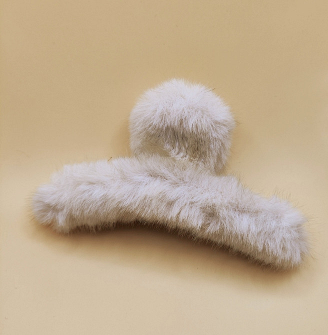 Шпилька крабік зі штучного хутра Молочний Смела - изображение 3