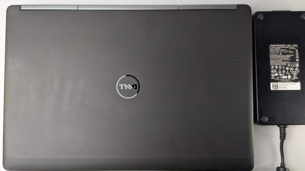 Ноутбук: DELL Precision 7710 Xeon E3 - 1535M 4K UHD Quadro M5000M 32Gb. 2x512Gb. Харків - фото 1