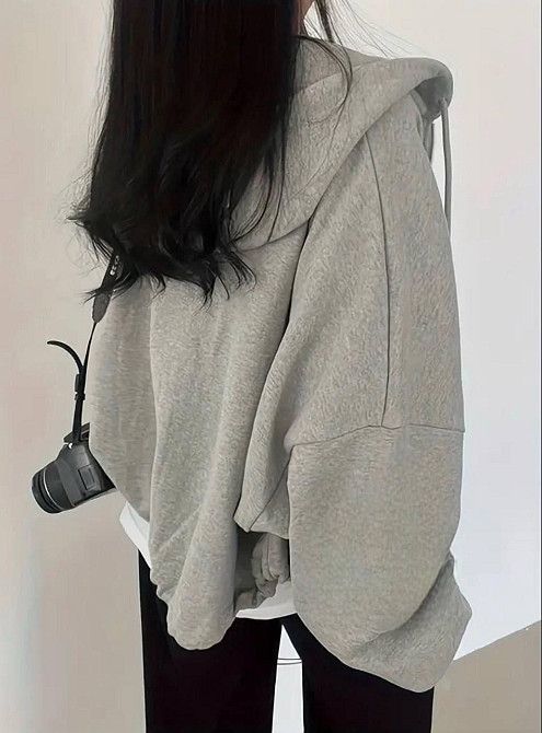 Жіноча укорочена оверсайз худі на блискавці з капюшоном двонитка Сірий Одеса - фото 3