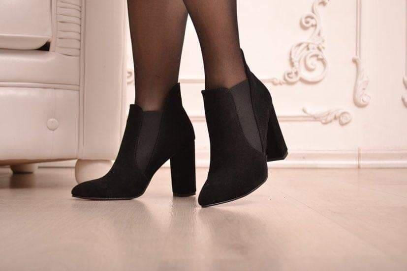 Crisma Елегантні черевики жіночі демісезонні весна-осінь чорні з натуральної замші на підборах Коломия - фото 3