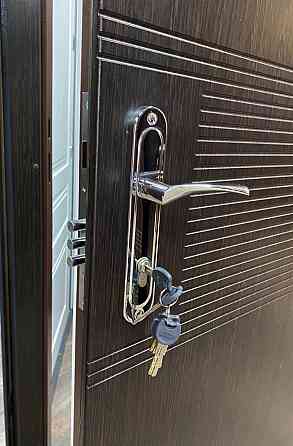 Двери квартирные Redfort, модель Лайн комплектация Эконом Киев