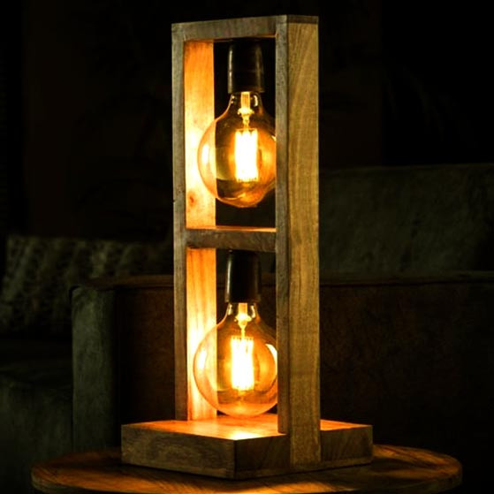 Светильник настольный 