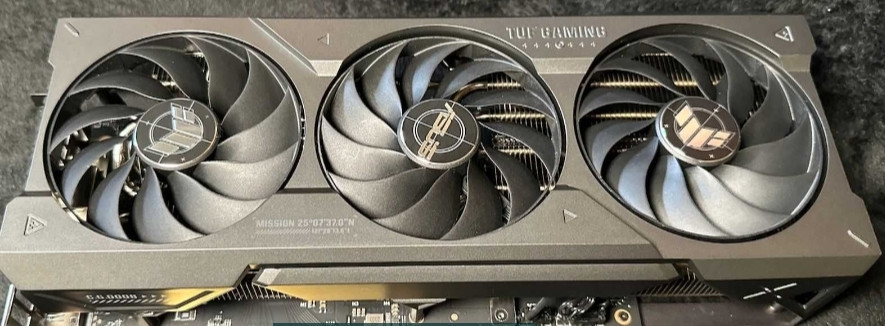 Видеокарта Asus TUF RTX 4070 Ti на 12Gb відеопам'яті Київ - фото 5