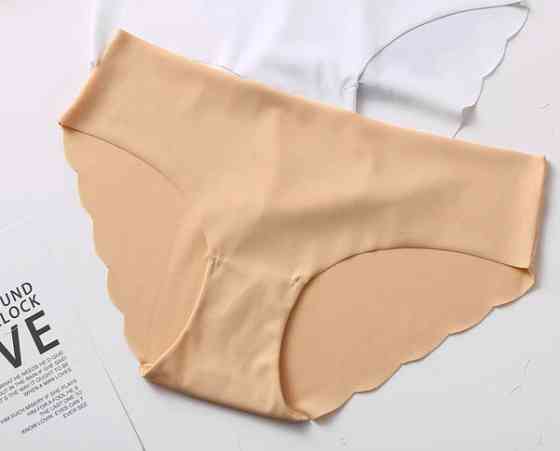 Женские бесшовные трусы XL (50 размер) - в наборе 3шт. 72% полиамид, 28% эластан Київ