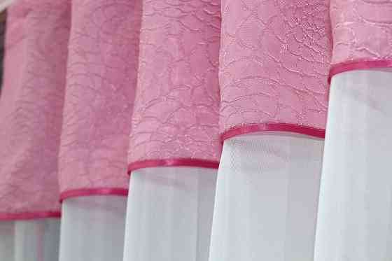 Кухонный комплект VR-Textil № 085к шторки с ламбрекеном белый с розовым 280х170 см (52-0729) Киев