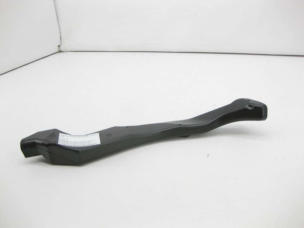 Mercedes-Benz  A1648320390 Стічна трубка зливу води під капотом праворуч ML W164 ML/GLE W166 GLE Coupe C292 GL X164 GL/GLS X166 Одеса - фото 2