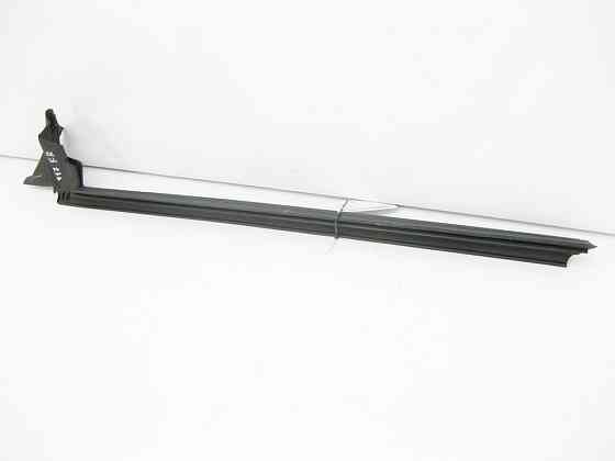 Mercedes-Benz  A1177250265 Ущільнювальна гумка під скло внутрішня передніх правих дверей CLA Shooting Brake X117 CLA C117 Одеса