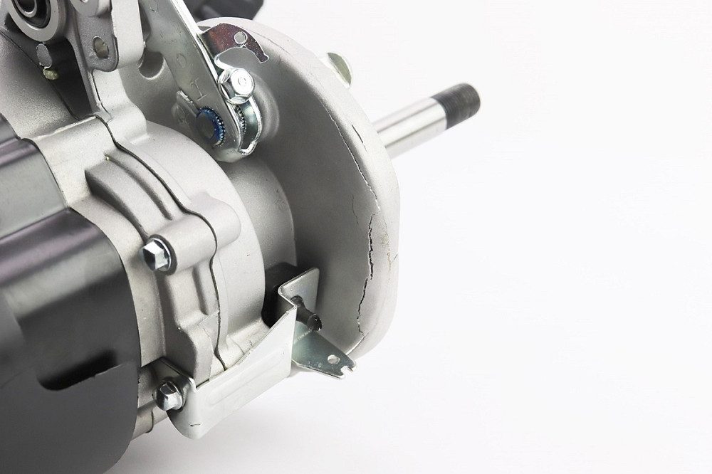 УЦІНКА Двигун скутерний у зборі 125куб (короткий варіатор, довгий вал) New (незначна вм'ятина картера, див. фото) Киев - изображение 2