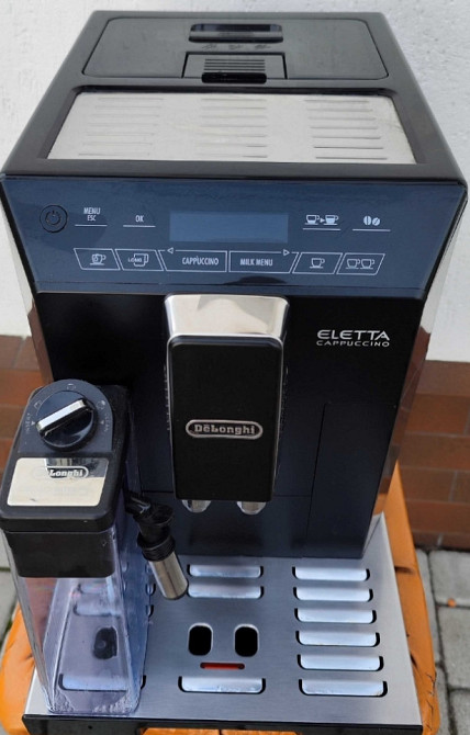 Кавомашина DeLonghi ECAM 44.660 B Eletta Cappuccino новий молочник Харків - фото 6