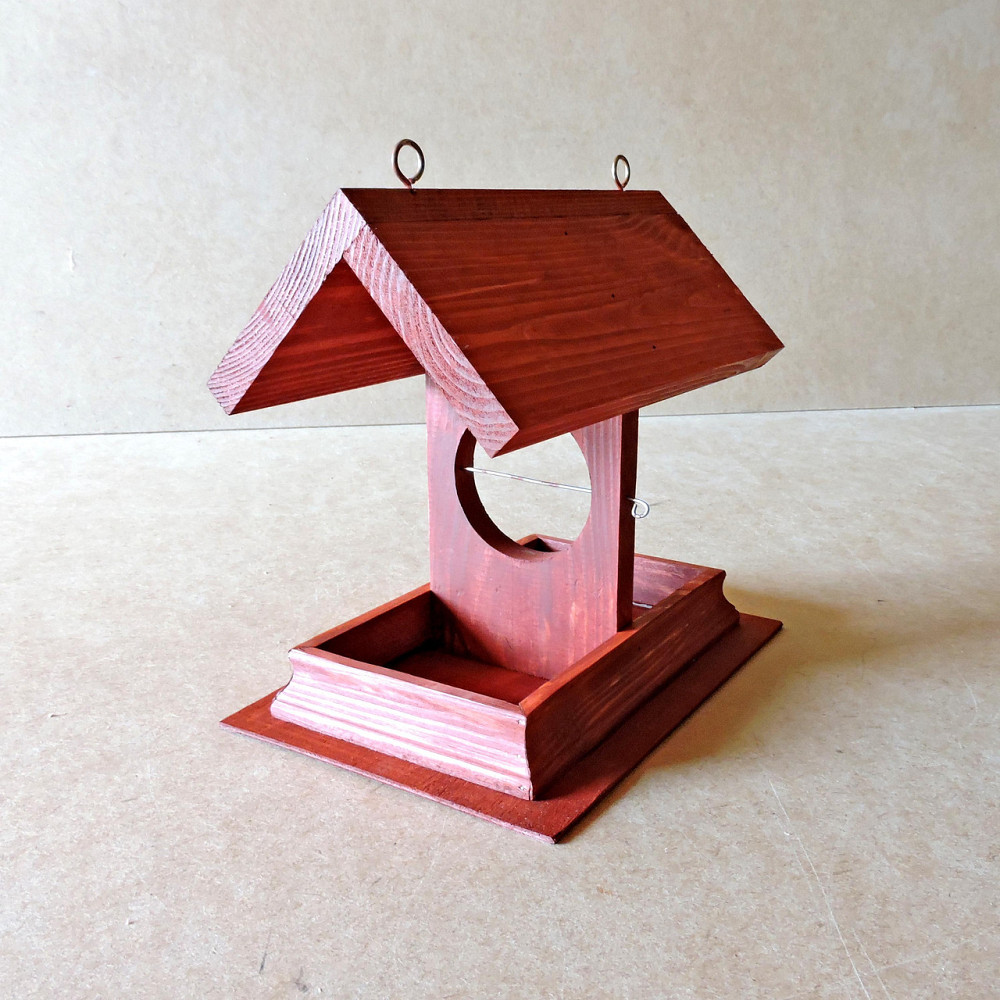 Кормушка садовая для птиц 