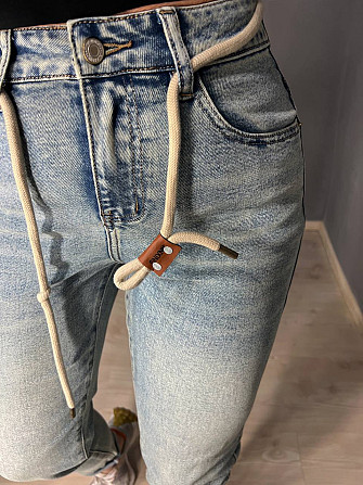 Джинси жіночі Dicesil 9157 Mom jeans comfort висока талія стрейчеві ремінь мотузка світло блакитні , Одеса - фото 7