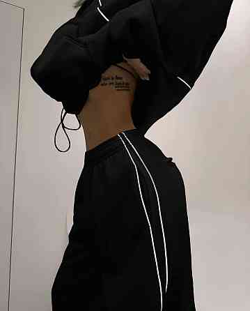 Женский теплый костюм двойка свободного кроя турецкая трехнить пенье с начесом Чорний, 42 Одесса