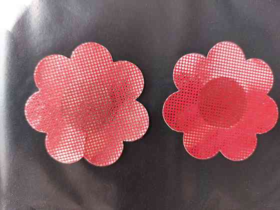 Наклейки на груди Ромашки 75 мм червоний Київ