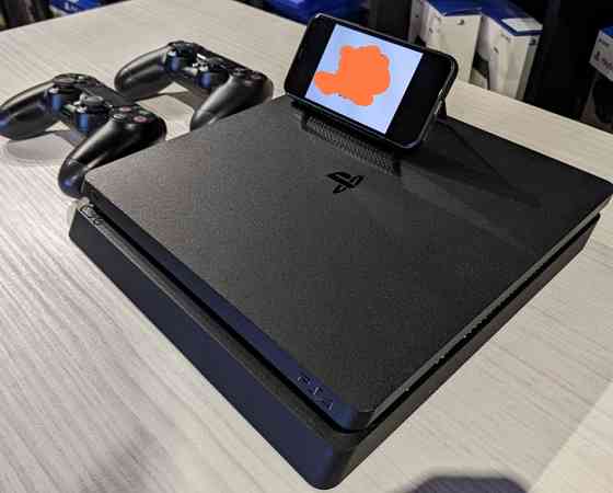 Sony PlayStation 4 PS 4 Slim (1 або 2 Джойс.) Харків