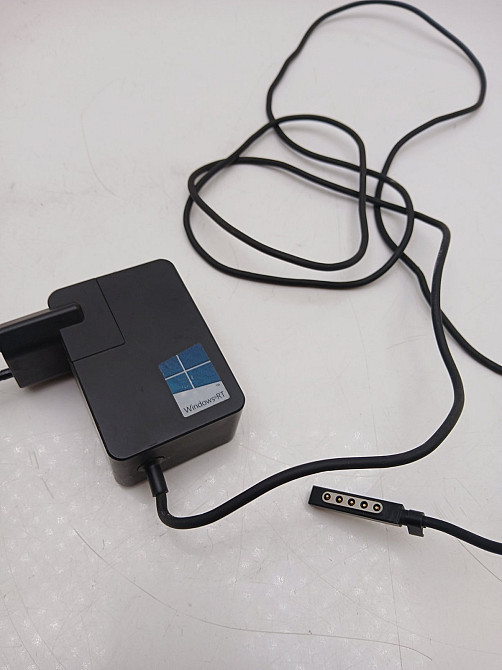 Блок живлення Microsoft RT 12 V 2 A 24 W (5PIN) Model 1513 (Товар вживаний) Луцк - изображение 1