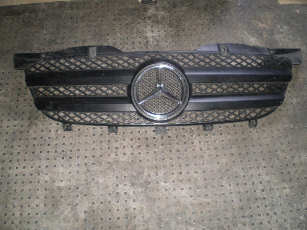 Решітка бампера/радіатора Mercedes Vito w639 2003-2009 (A6398800185) Ковель - изображение 1