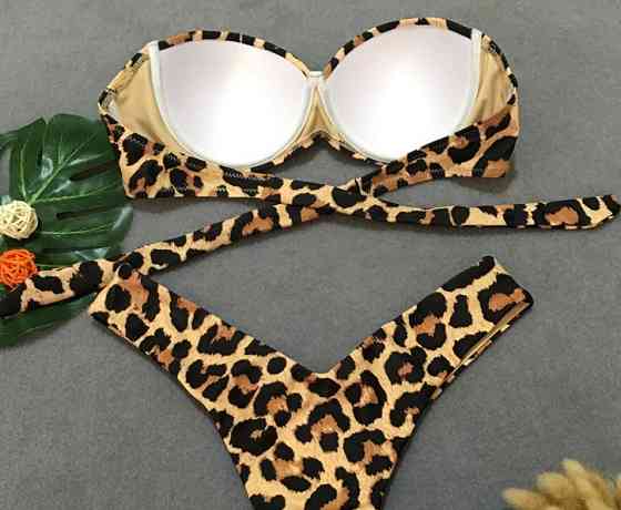 Купальник з чашечками роздільний жіночий леопардовий Київ