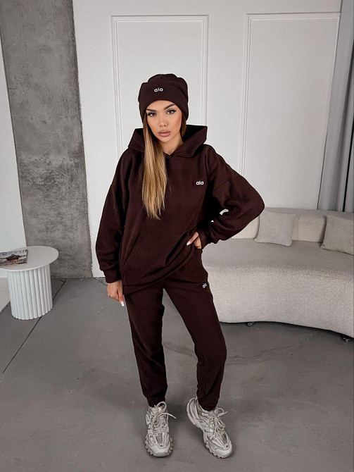 Жіночий стильний теплий костюм із флісу-полар із шапкою Шоколад, 42/44 Одеса - фото 10
