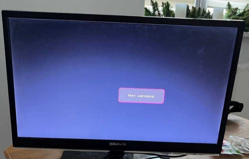 Телевизор: BRAVIS LED - 22B1000B.22-дюймовий Харьков - изображение 3