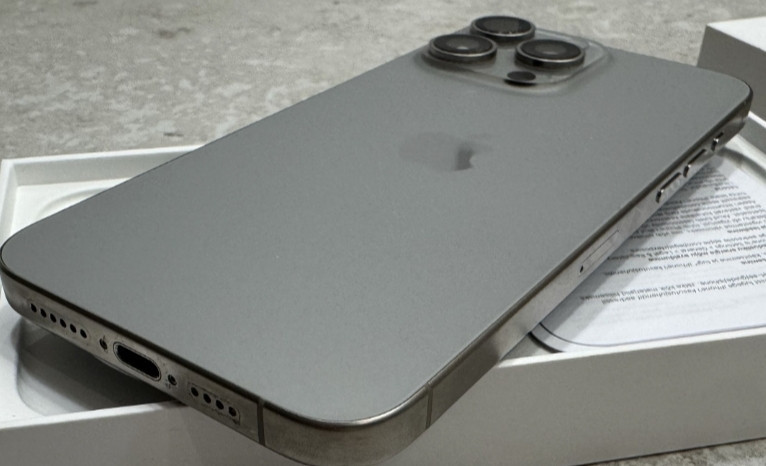 Айфон iPhone 15 Pro Max 512Gb. Natural Titanium Київ - фото 4