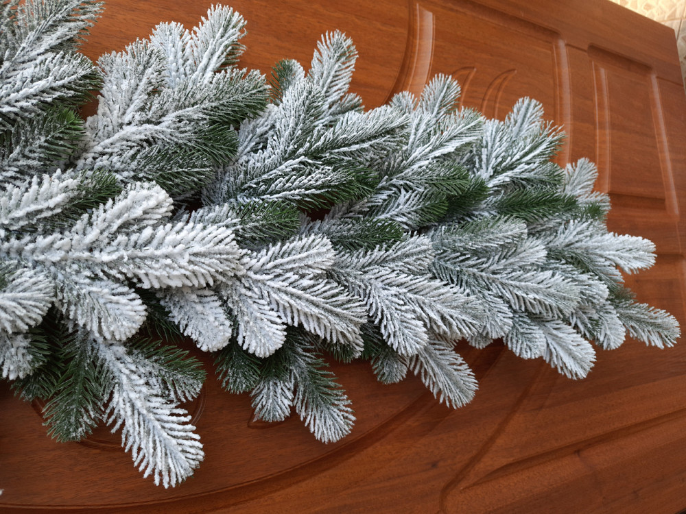 Гирлянда хвойная искусственная литая «Элитная Заснеженная» 1 м елочная ветка Киев - изображение 9