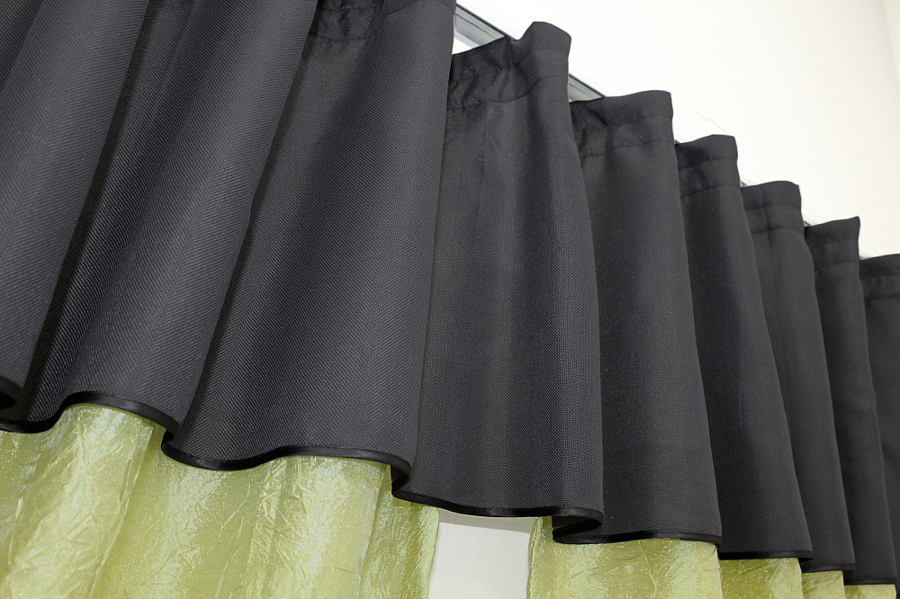Кухонные шторы VR-Textil № 073к с ламбрекеном и подхватами салатовый с графитовым 275х170 см (52-0154) Киев - изображение 5