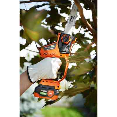 Цепная пила SEQUOIA 20V, 4Ah, шина 20 см, 1.7 кг (SBC2008BM-EV) Винница