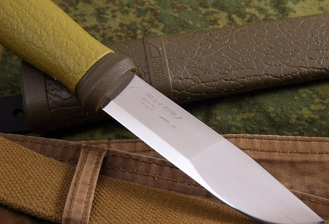Туристичний Ніж посилений з чохлом Morakniv "Outdoor 2000" (10629) Нержавіюча сталь Нововолинськ - фото 9
