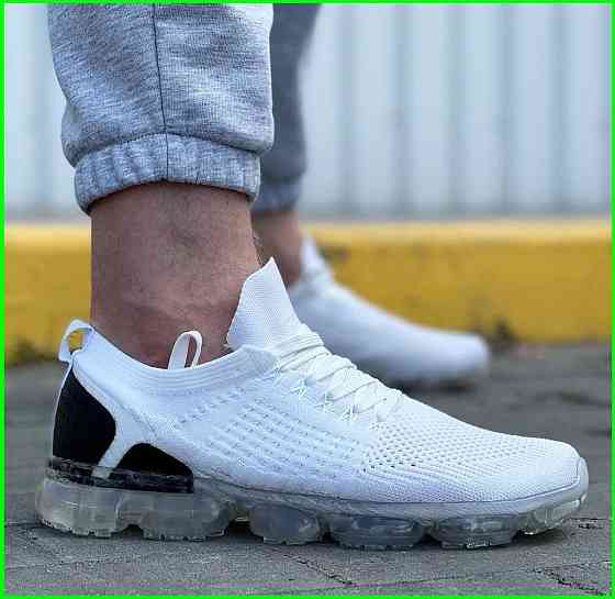 Кросівки в стилі N!ke VaporMax Білі Чоловічі Чорні (розміри: 40,41) - 800 Дніпро