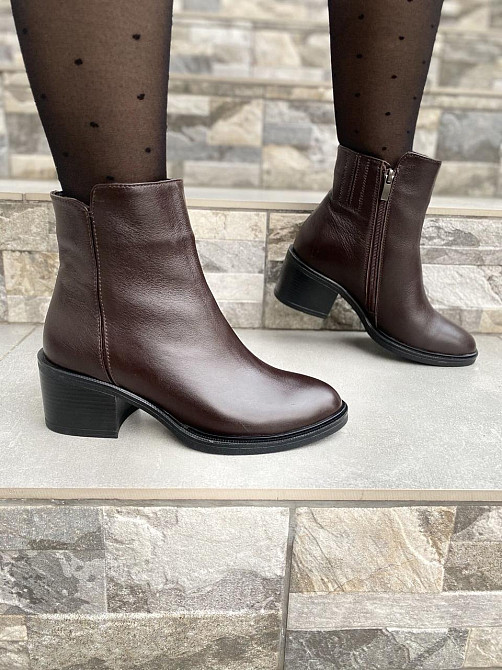 Injers Черевики жіночі INJERS коричневі натуральна шкіра висота каблука 6см висота черевика 10с Коломыя - изображение 4