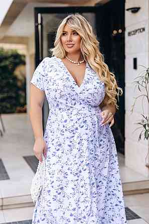 Довга літня сукня у квітковий принт "Bestie" | Батал Білий, 50 Київ