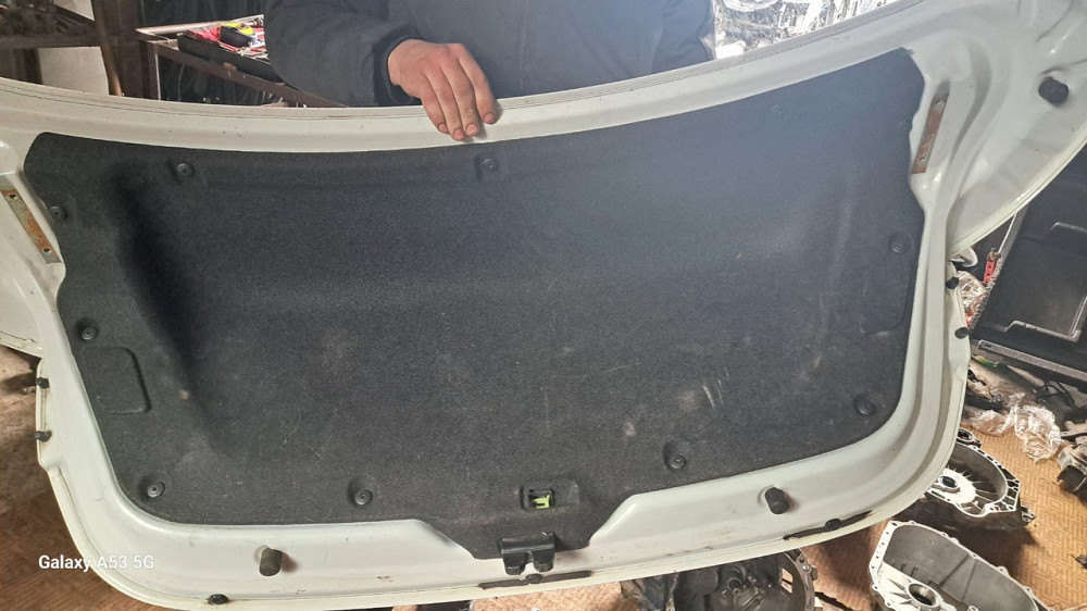 Внутрішня обшивка багажника від Hyundai Elantra 2011-2015 року випуску. Київ - фото 1