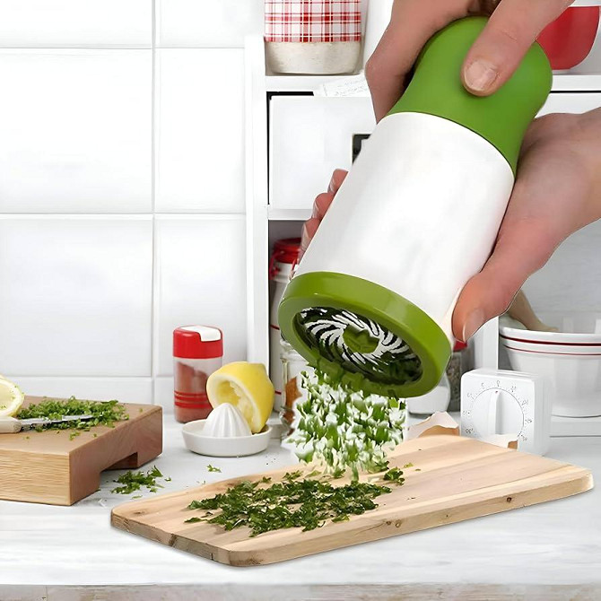 Ручний подрібнювач для зелені Herb Grinder для петрушки, кинзи, м'яти 6х7.3х17 см Київ - фото 8