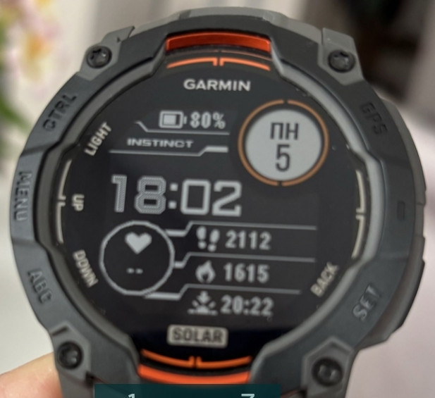 Смарт -Часы Garmin Instinct 3 50mm Solar Black with Charcoal Band. Киев - изображение 3