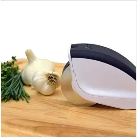 Нож для нарезки 3 в 1 Rolling Mincer w-53 и Tenderizer с чесночным прессом овощерезка Коломия