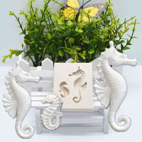 Молд кондитерский Морской конёк 60 на 50 мм серый Киев