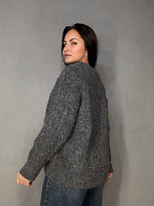 Светр жіночий A-N 3324 оверсайз крупна в’язка букле коси довгий one size, темно-сірий, one size Київ - фото 17
