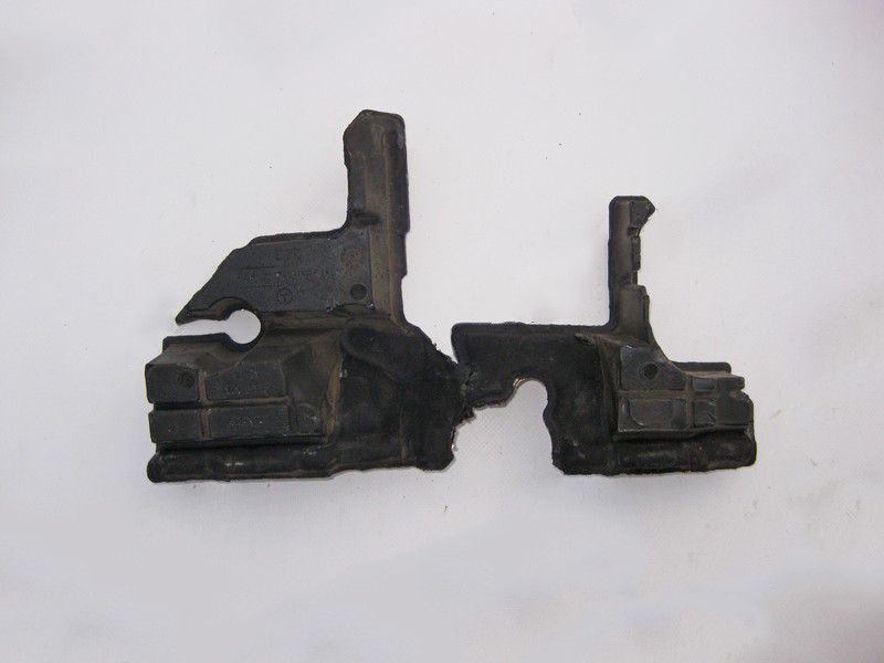 Mercedes-Benz  A2642261500 Шумоізоляція на двигуні M264 R4 1.5 2.0л справа E-Class W213 C238 S-Class W222 C-Class W205 CLS C257 Одеса - фото 1