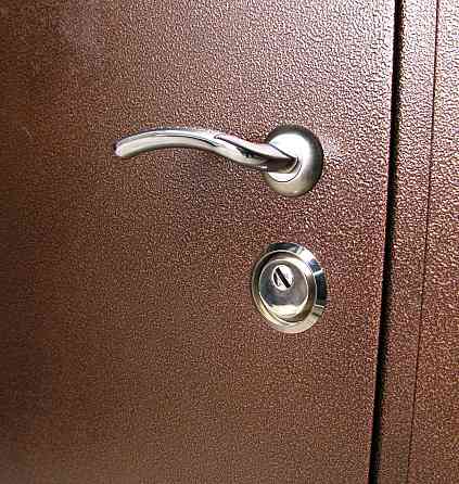 Двері вуличні Redfort, модель Осінь, комплектація Преміум Метал/МДФ (2 контури) Київ