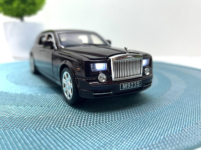Машина металева Автосвіт Rols-Royce інерційна відчиняються двері капот 1:24 Коричнева (AP-1701) Чернігів - фото 4